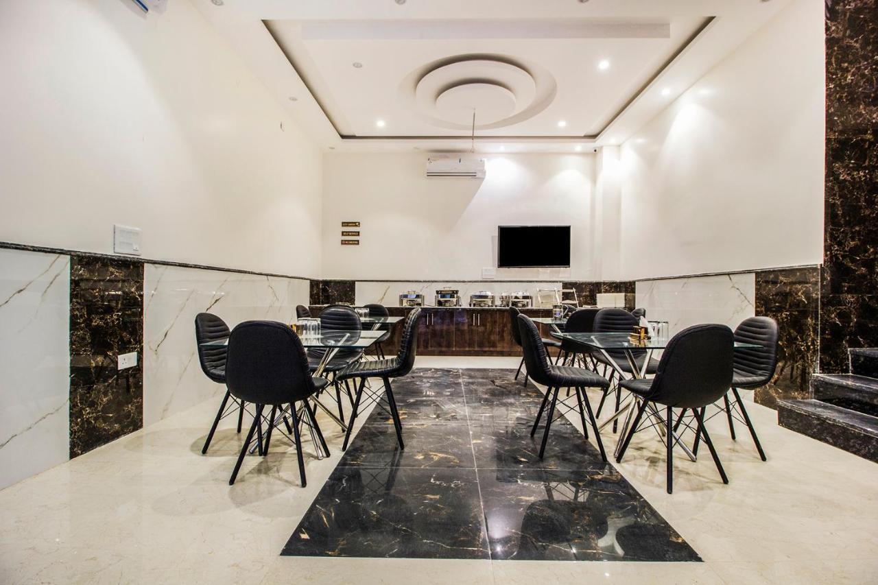 Fabhotel Olivia Suite New Delhi Ngoại thất bức ảnh